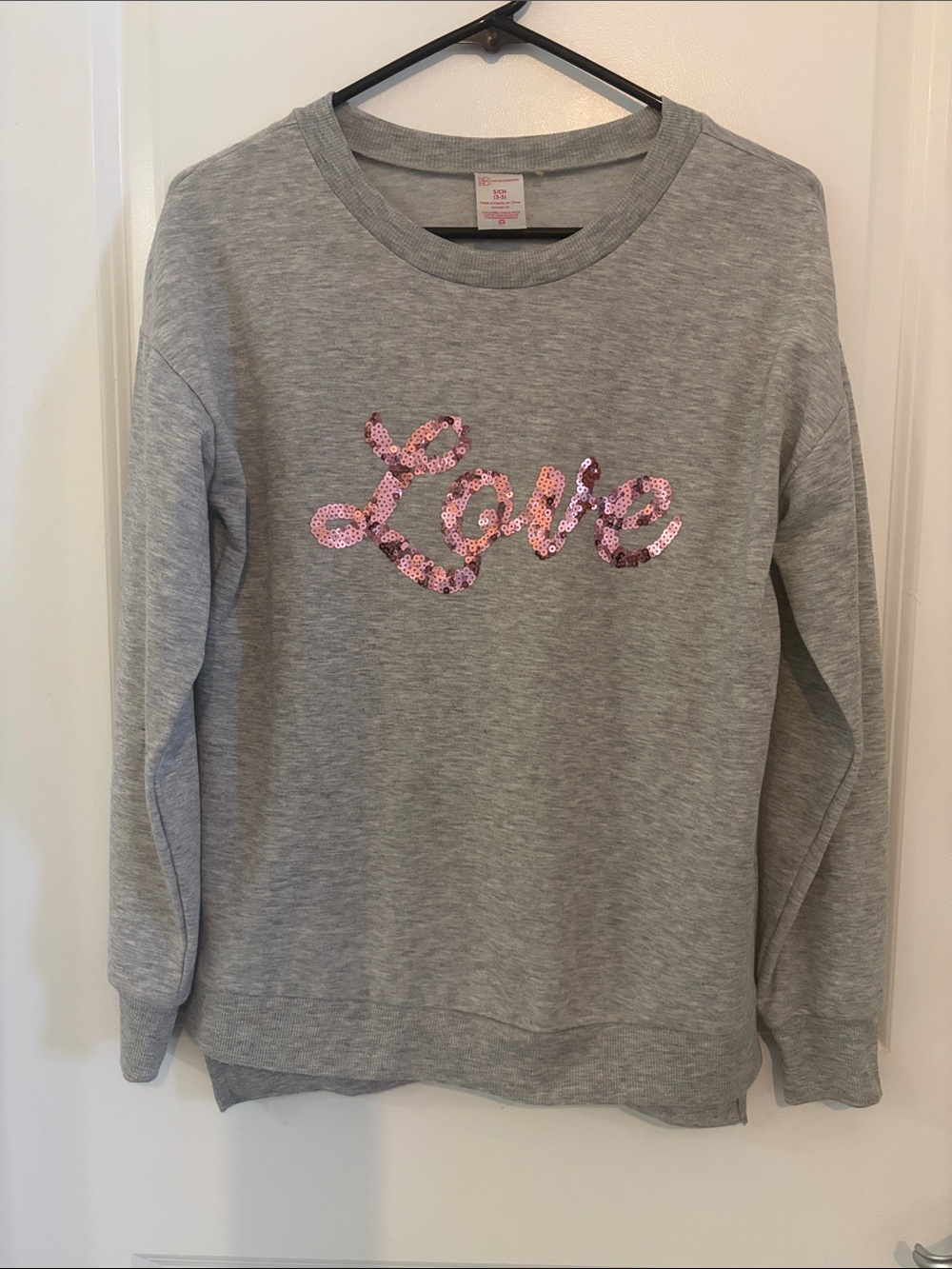 No Boundaries Gray Crewneck Sweatshirt with Pink Logo Tag